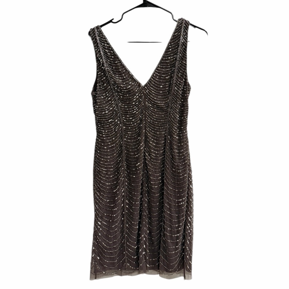 NWOT ADRIANNA PAPELL Beaded Cocktail Dress Size 8 - Picture 3 of 9